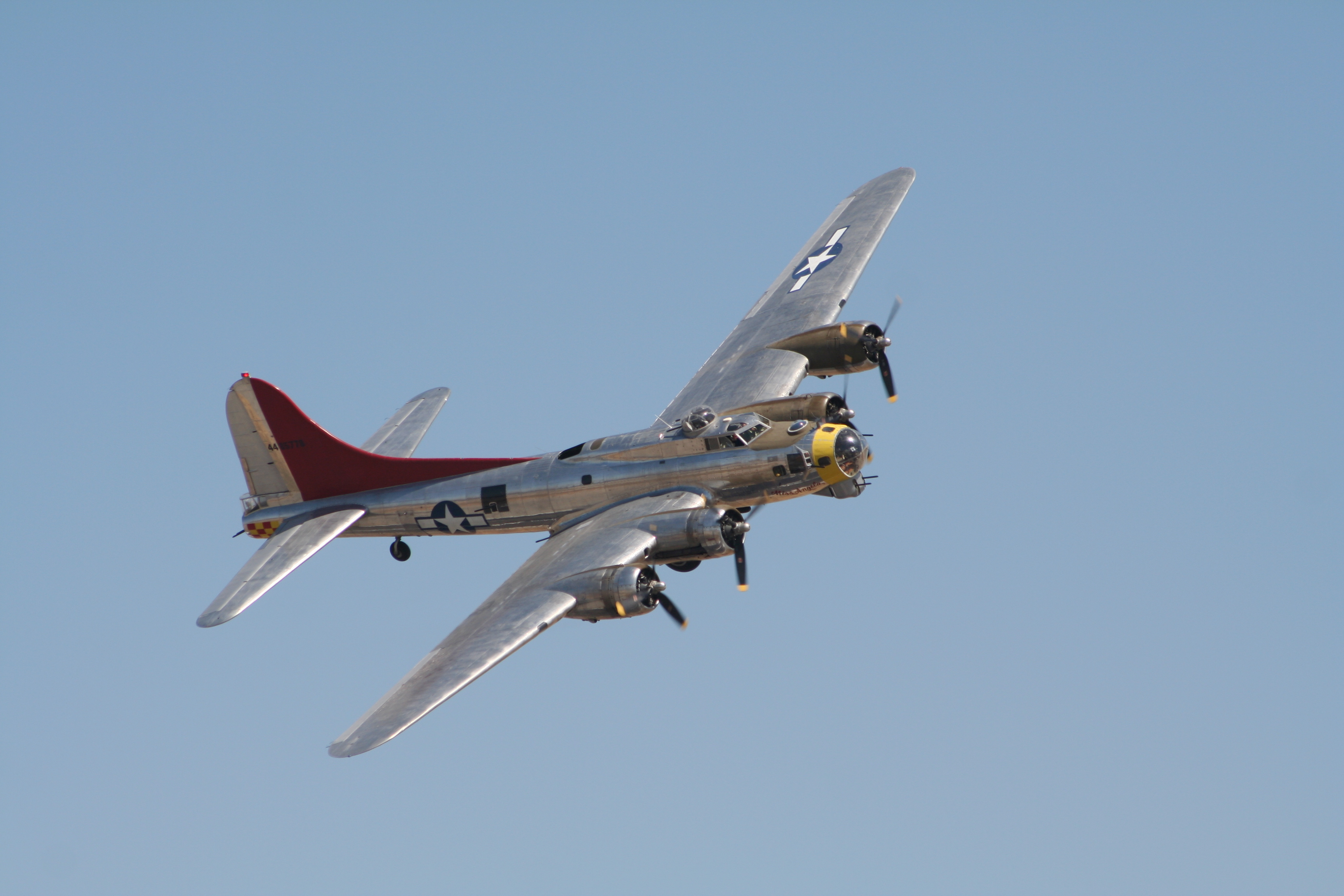 B-17 Flying Fortress bomber