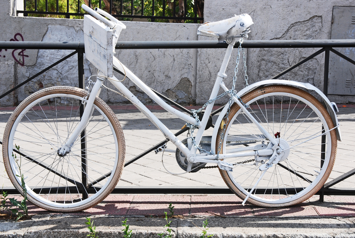 Abandoned white Bicycle.